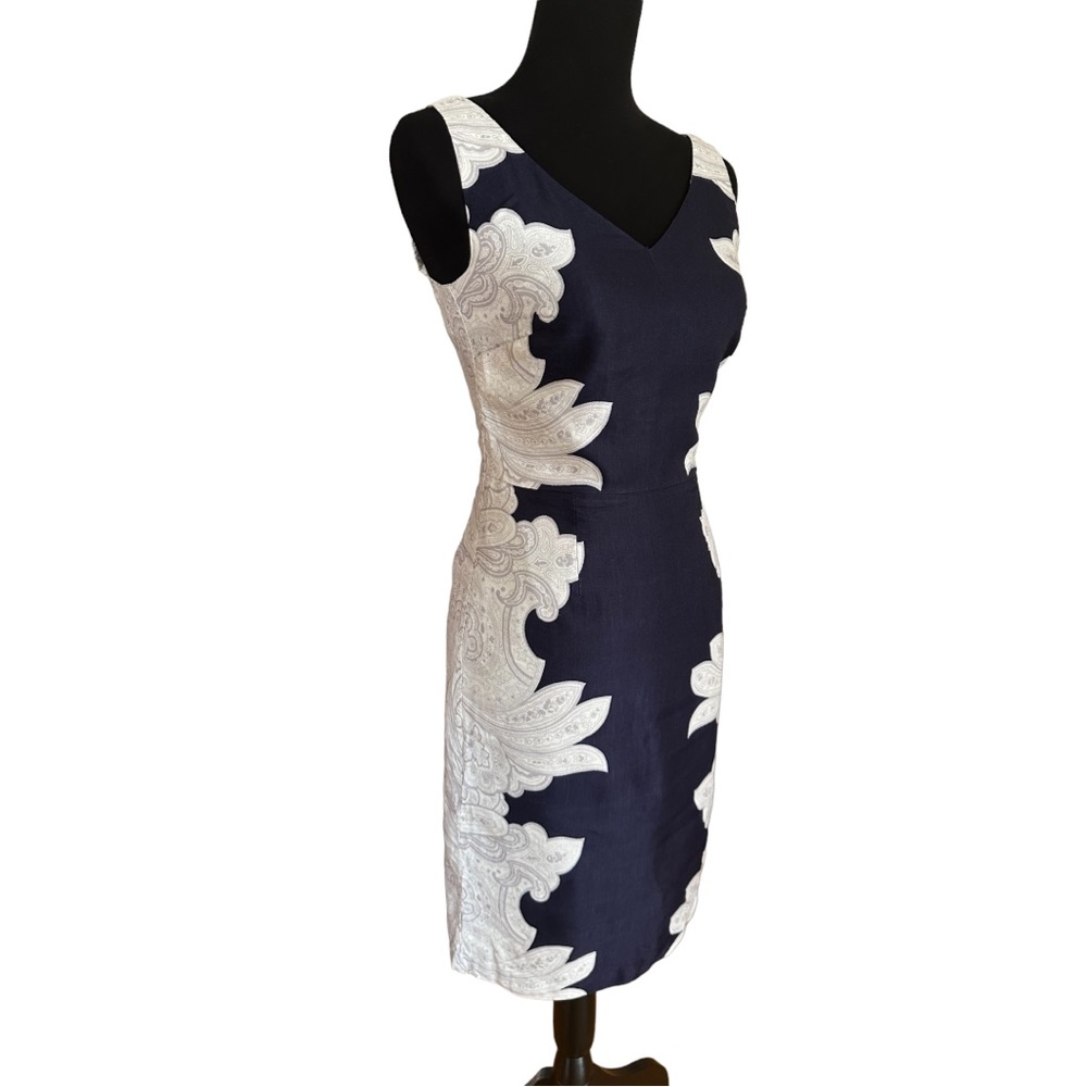 Banana Republic Navy Blue V-neck Sleeveless Dress W/ Paisley Design Size 2